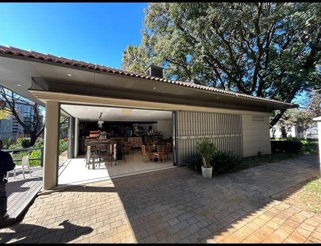 556M² OFFICE TO LET IN SANDTON CENTRAL